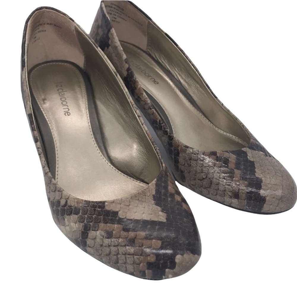 - Liz Claiborne leather snakeskin round tie pump
